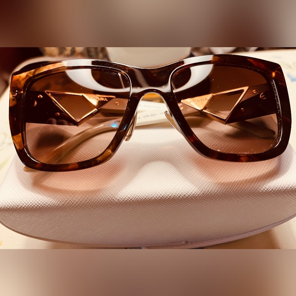 Prada Sunglasses With Original Case Like New!!!!! - Picture 2 of 5